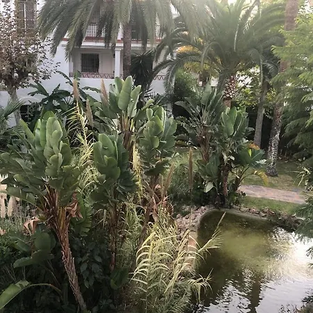 M&j Retreat Benalmádena